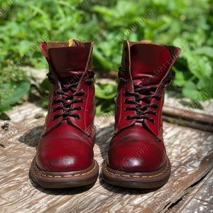 quilon leather dr martens